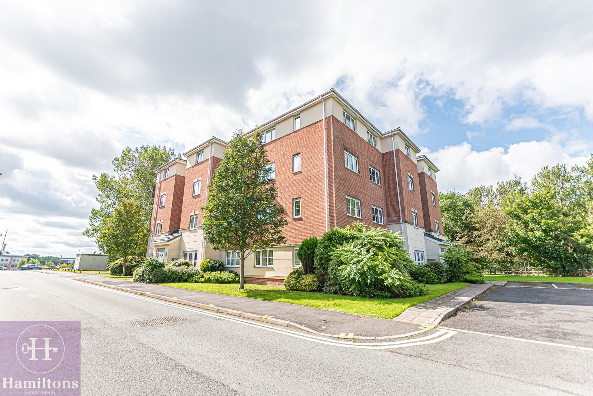 Ledgard Avenue, Leigh, WN7 Ashtons Estate Agency