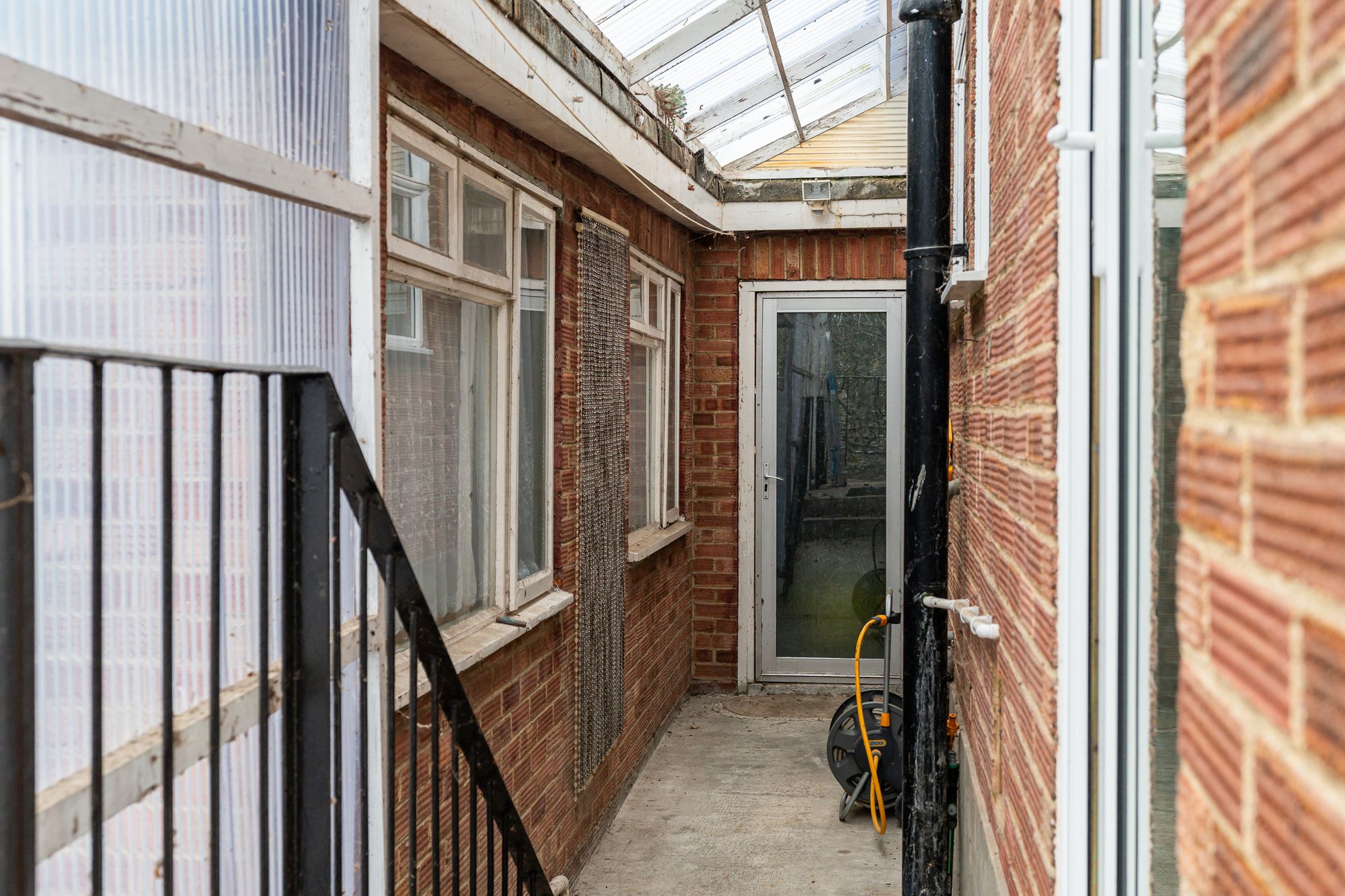 High Oak Road, Ware, SG12 Elliot Heath