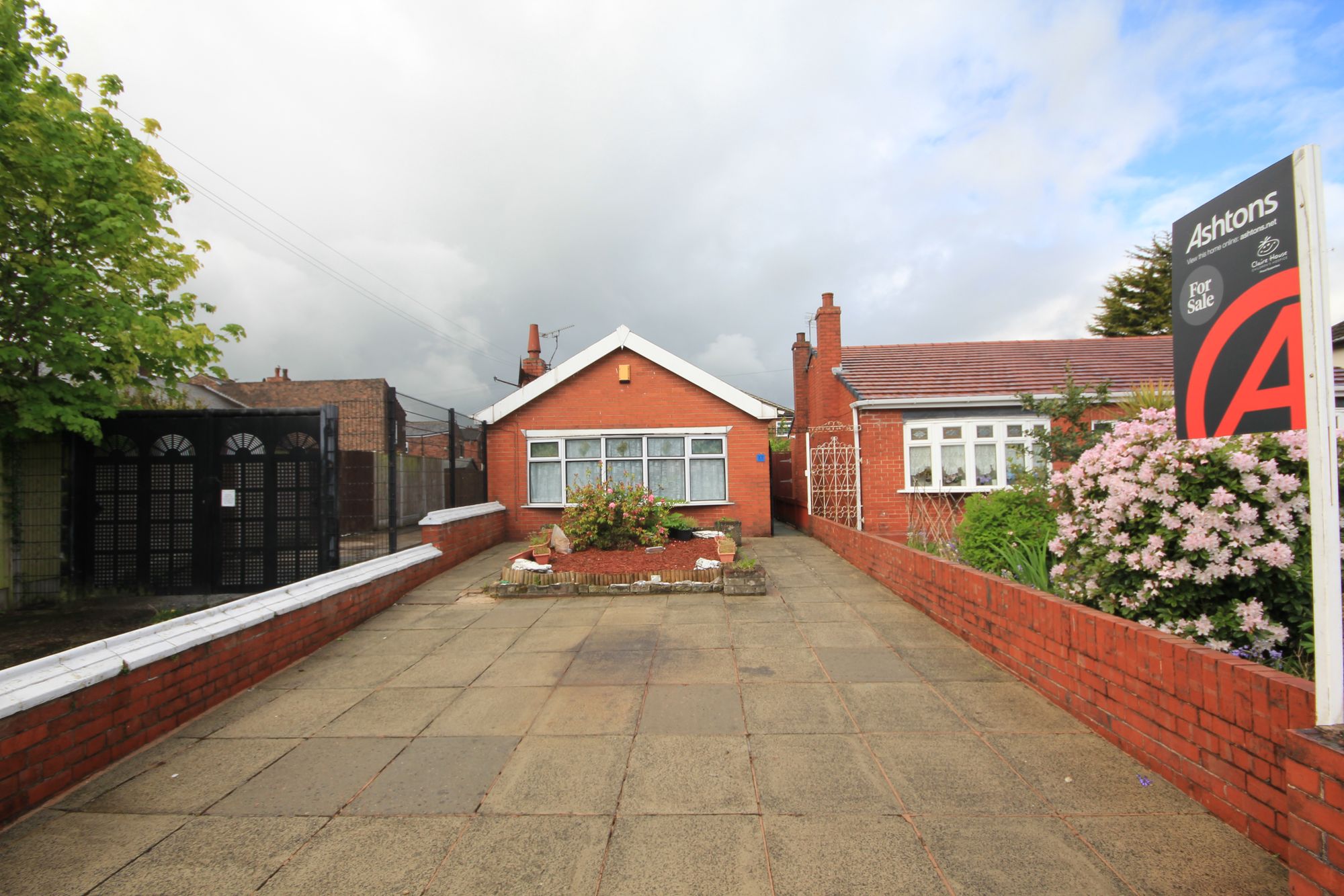 Victoria Road, Newton-Le-Willows