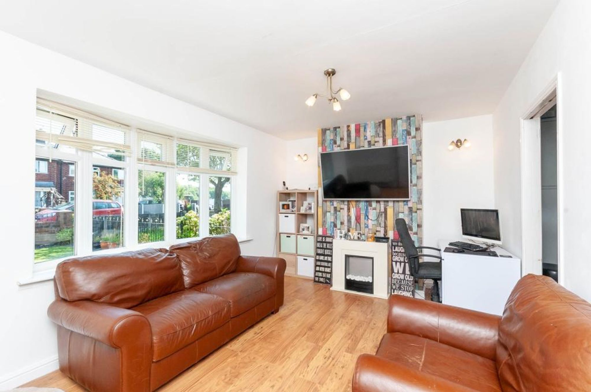 Windermere Avenue, Warrington