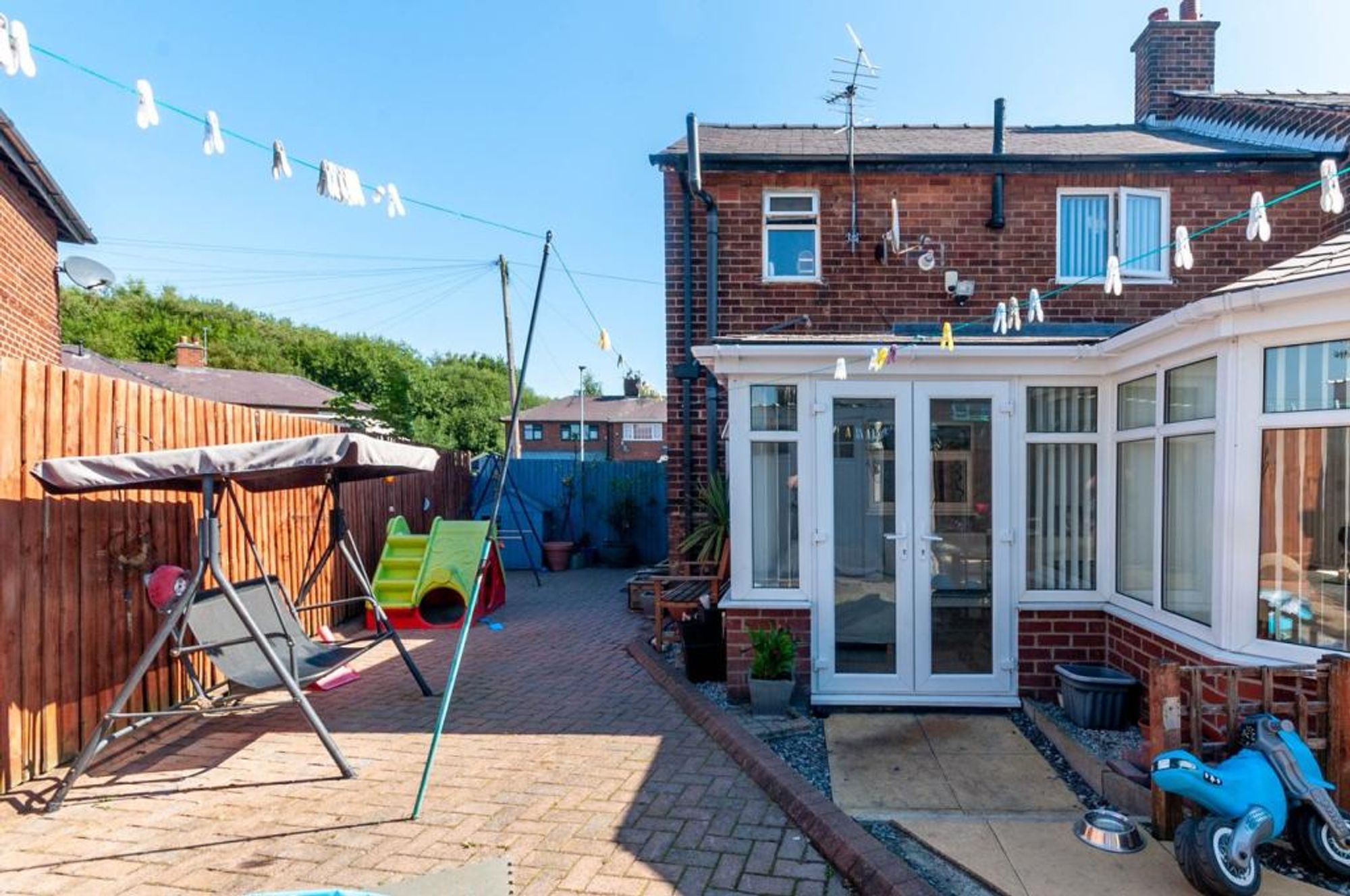 Windermere Avenue, Warrington
