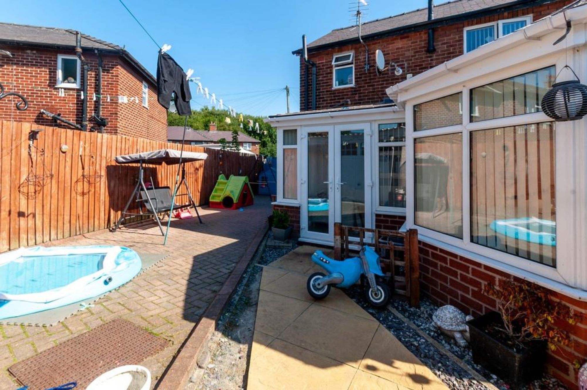 Windermere Avenue, Warrington