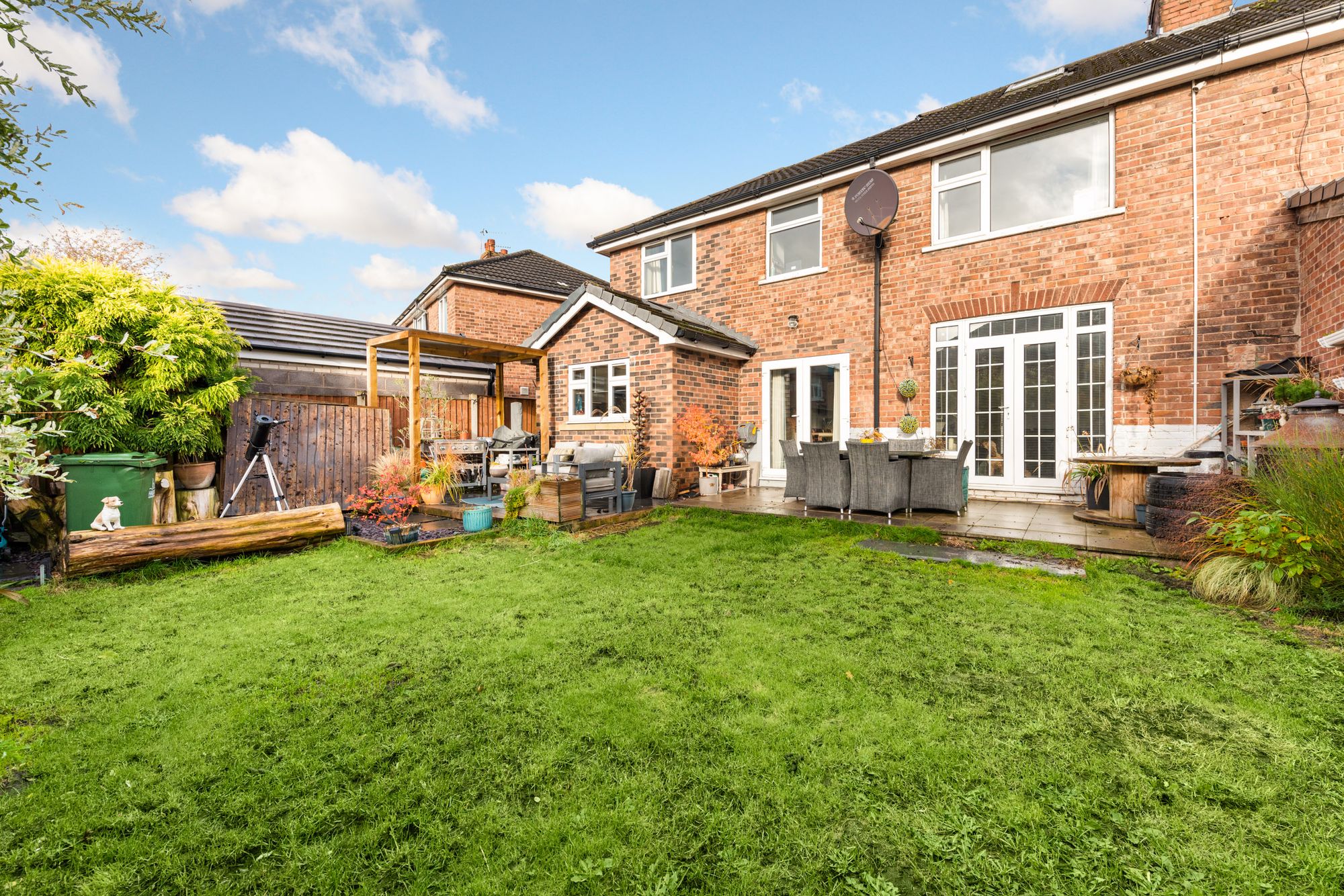 Derby Road, Widnes