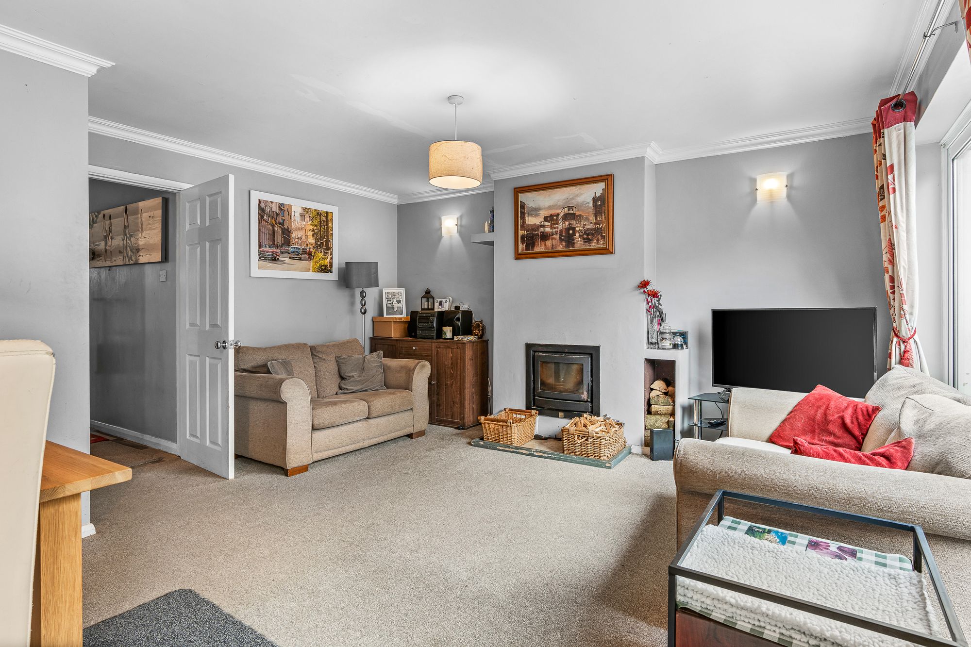 Hoddesdon Road, Stanstead Abbotts, SG12 Elliot Heath