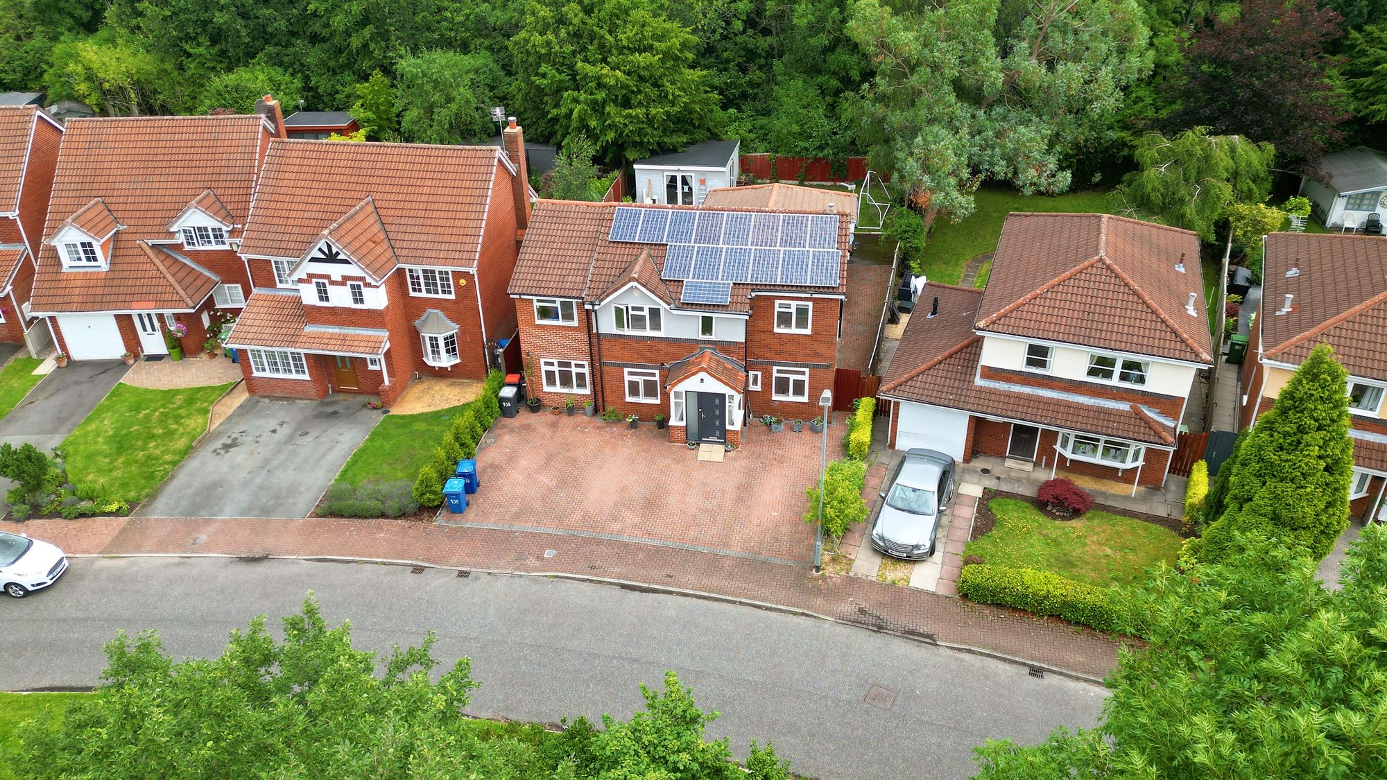 Falconers Green, Warrington
