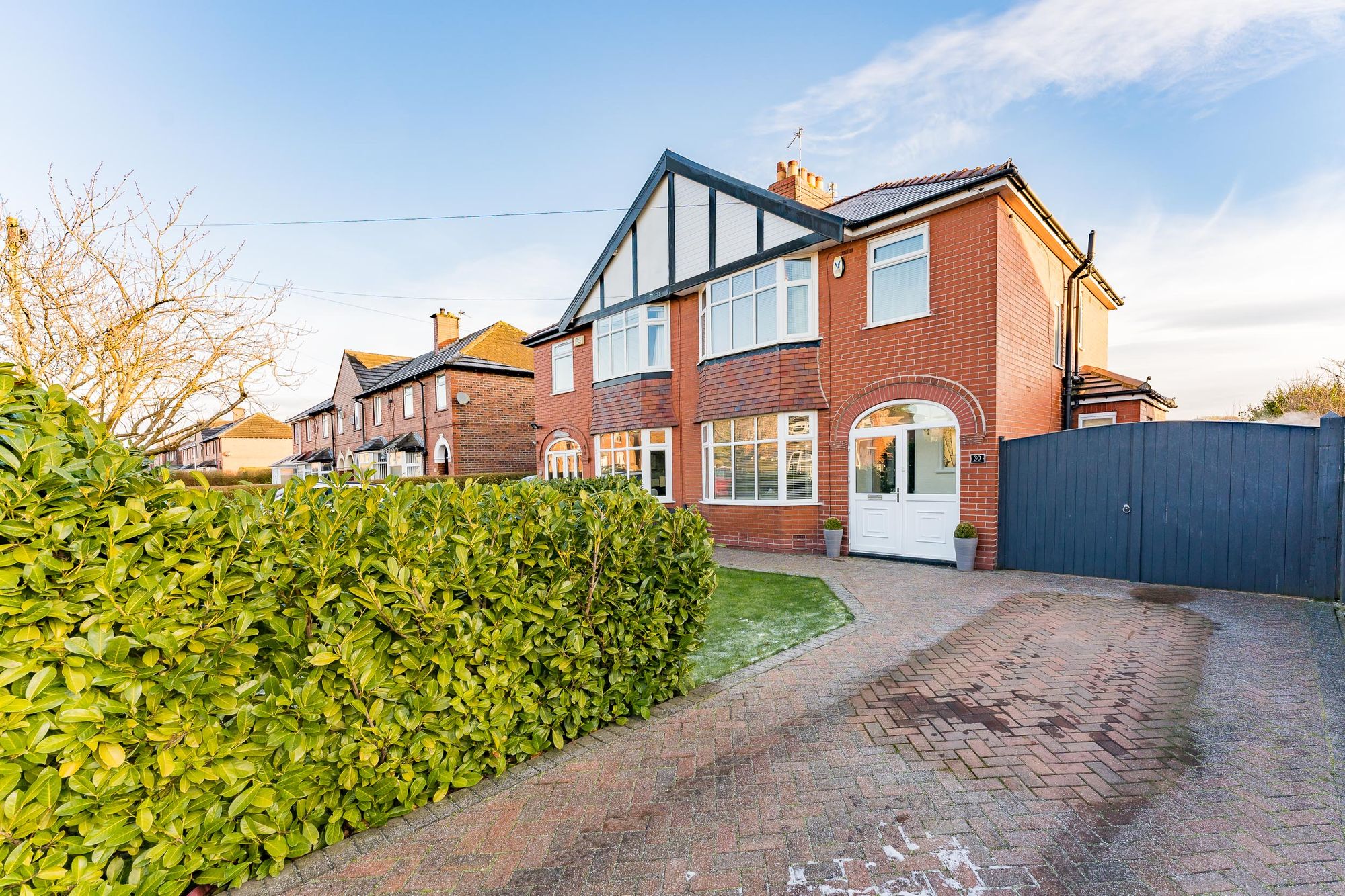 Estate Agents NewtonleWillows Ashtons Estate Agency