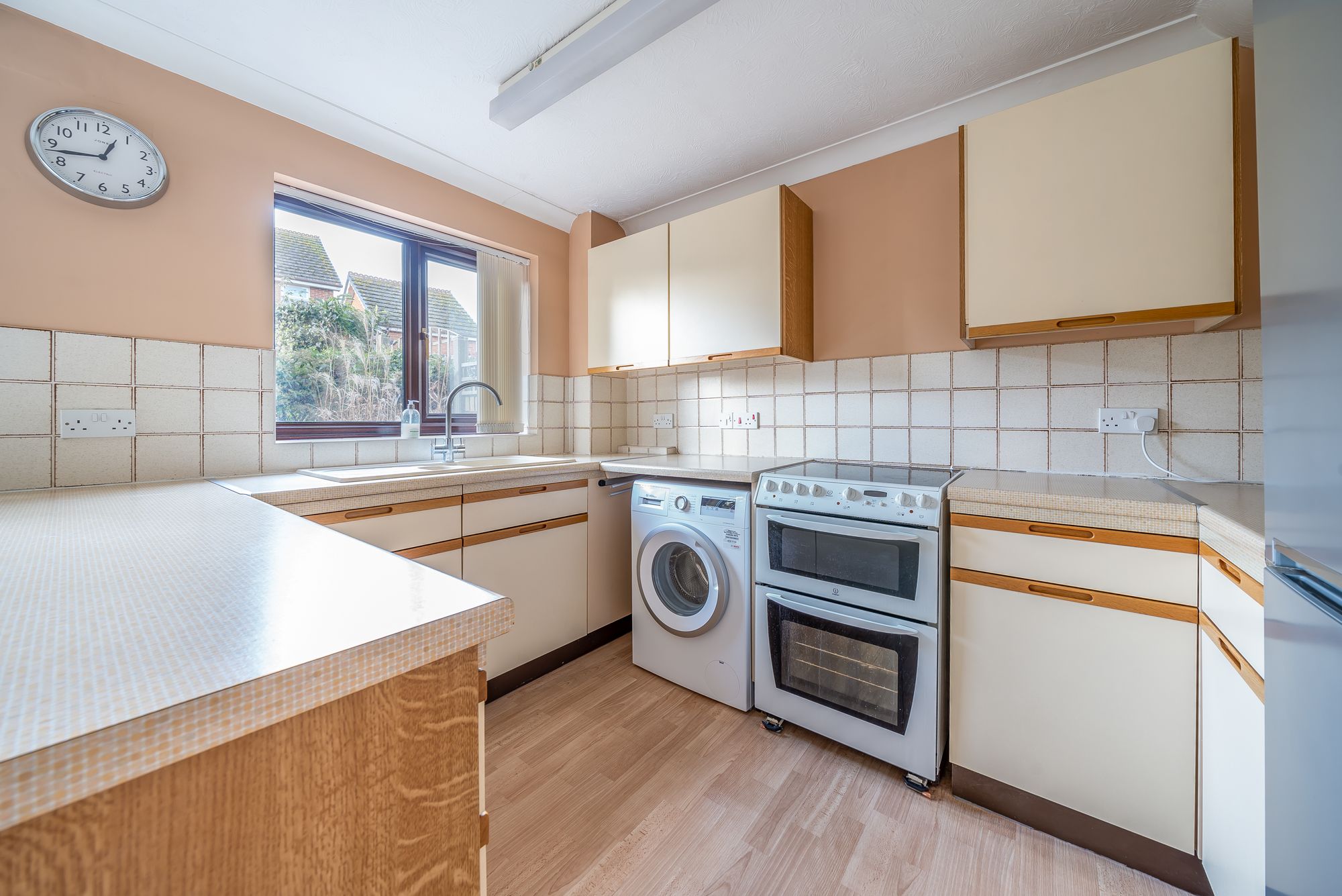 Cremer Place, Faversham, ME13 Sold STC Iliffe & Iliffe