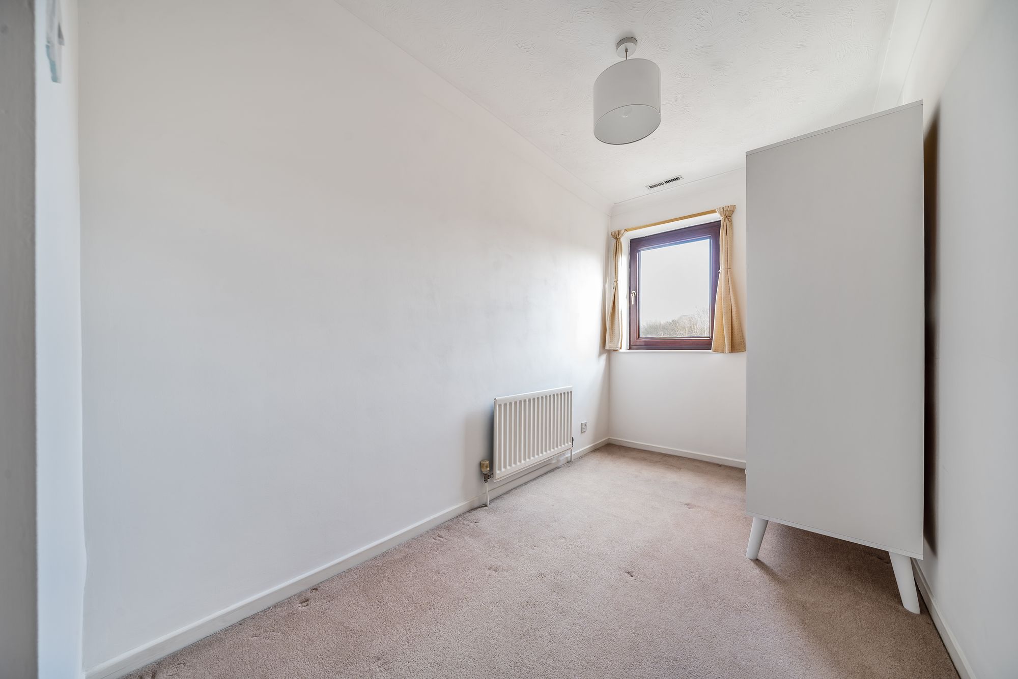 Cremer Place, Faversham, ME13 Sold STC Iliffe & Iliffe